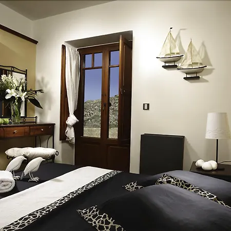 Paradise In Naxos Pláka