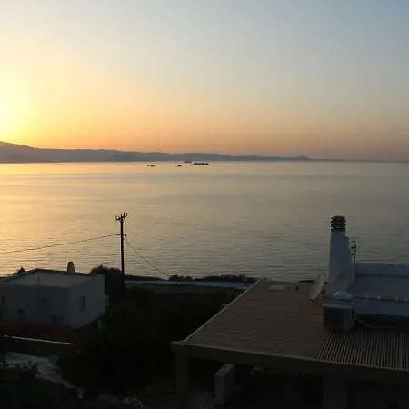 Paradise In Naxos Pláka