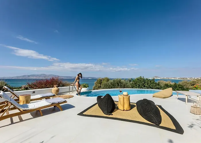 Paradise In Naxos Pláka