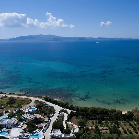 Paradise In Naxos Otel 3*