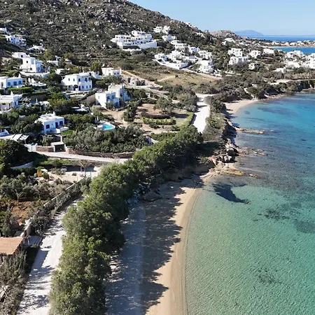 Paradise In Naxos 3*