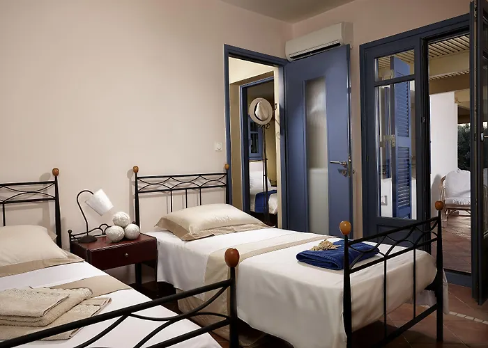 Paradise In Naxos 3*