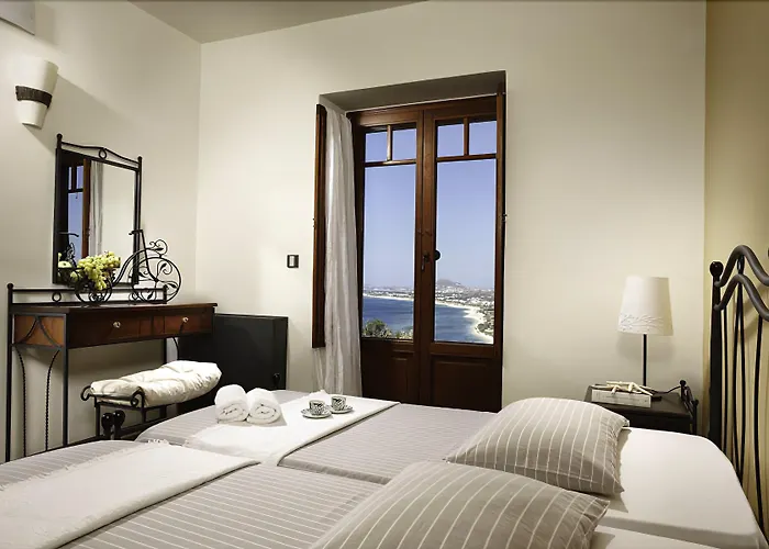 Paradise In Naxos Hotell 3*