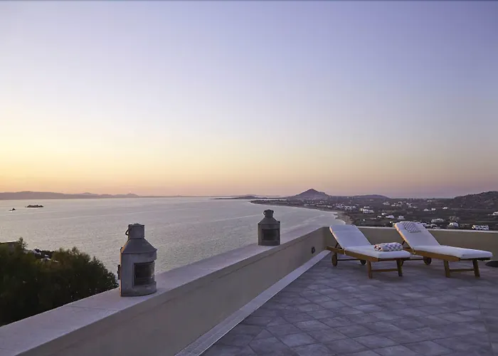 Paradise In Naxos 3*